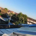 Sistem fotovoltaic 10 kW cu 22 panouri TCL 465W, invertor Deye 12 kW trifazic si baterie 16 kWh, montat la Agigea, Constanta