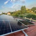 Sistem fotovoltaic 14 kW cu 28 panouri Ulica 500W, invertor Deye 12 kW trifazic si baterie Deye 16 kWh, montat la Domnesti, Ilfov